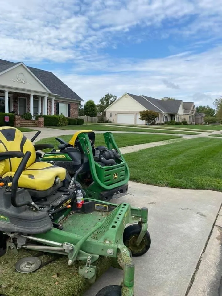 Affordable landscape installation experts serving Sikeston, MO - Royal Crown