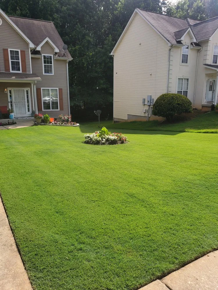 Professional residential landscaping in Riverdale, GA by Royal Exclusive Lawncare