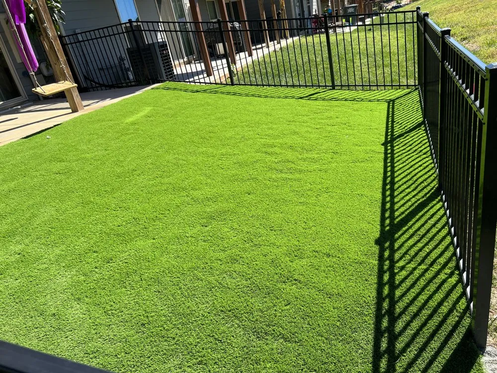 Custom landscape installation for beautiful yards across Mooresville, NC - Royal Fiscal Landscaping