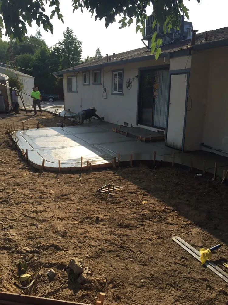 Custom landscape design for year-round maintenance in El Dorado Hills, CA by Royal Garden Landscaping