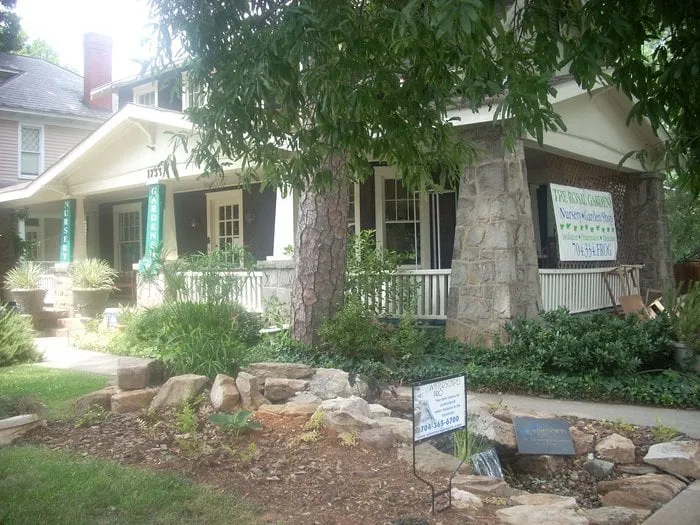 Trusted yard maintenance in Charlotte, NC - Royal Gardens