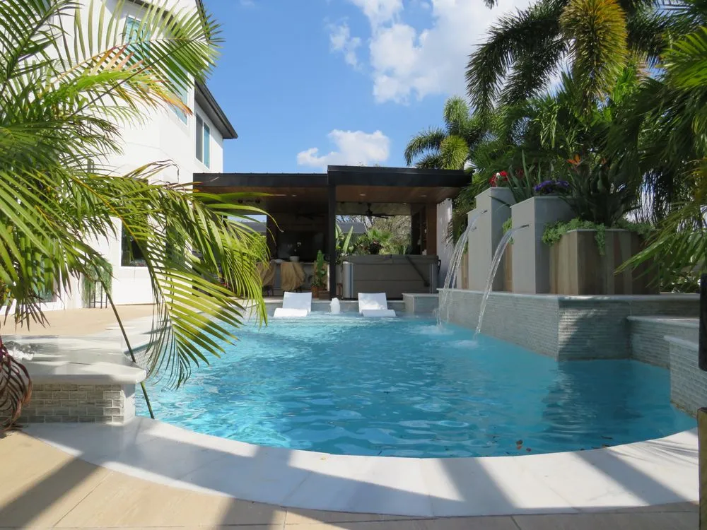 Affordable yard maintenance in Casselberry, FL - Royal Gardens Contracting