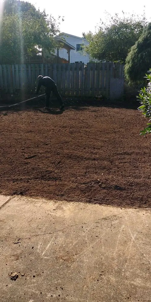 Trusted lawn care service experts serving Grants Pass, OR - Royal Green Landscaping