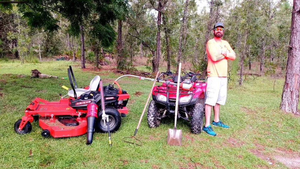 Professional outdoor landscaping in Brooksville, FL - Royal Highlands Finest Property Management & Debri Hauling