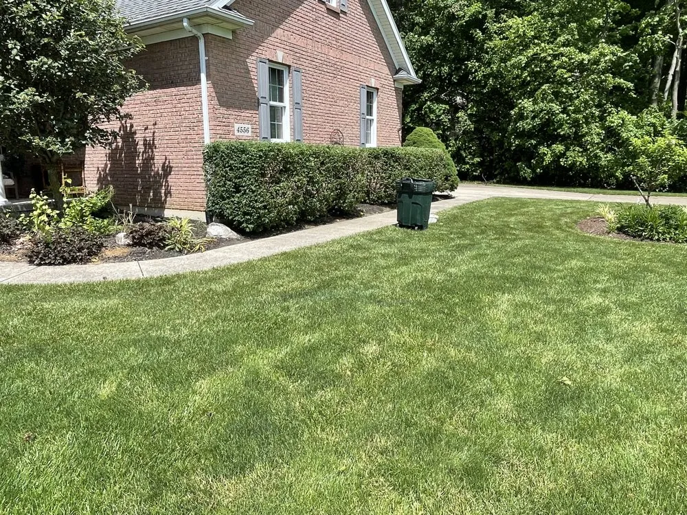Expert landscaping services in Dayton, OH - Royal Home & Lawn