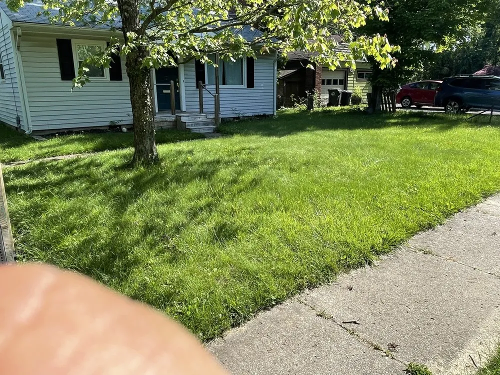 Reliable residential landscaping in Dayton, OH - Royal Home & Lawn