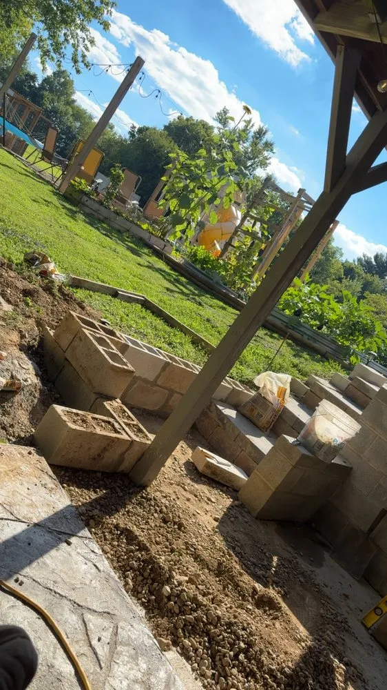 Professional garden landscaping in Medina, OH - Royal Home Improvements and Maintenance