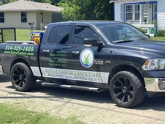 Royal Labor Lawn Care Logo