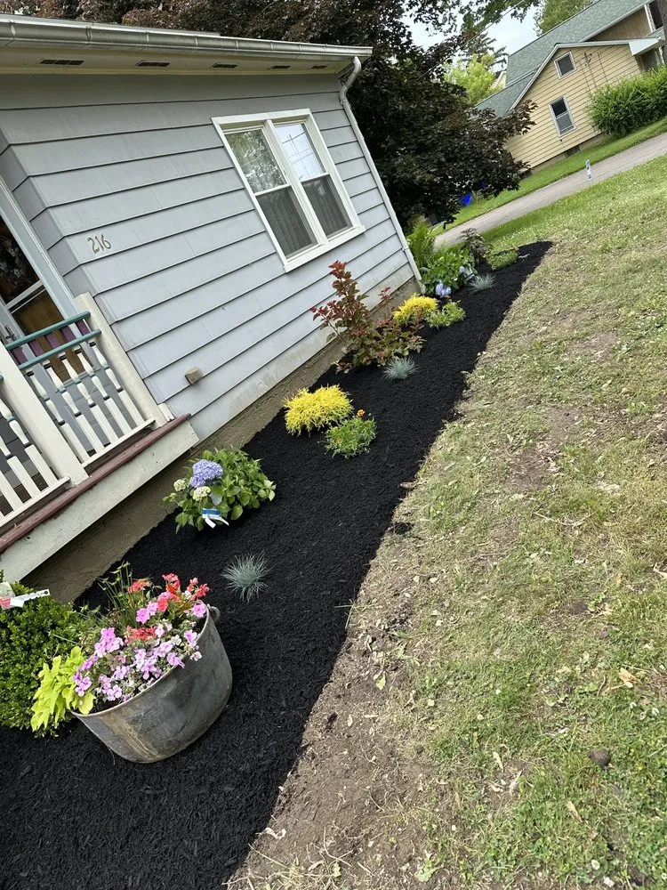 Custom landscape design for homes in Buffalo, NY by Royal Landscaping & Lawncare
