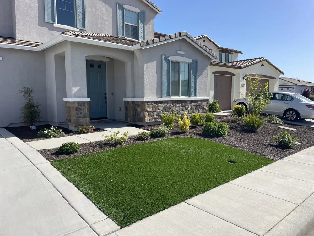 Affordable outdoor landscaping experts serving Elverta, CA - Royal Landscaping