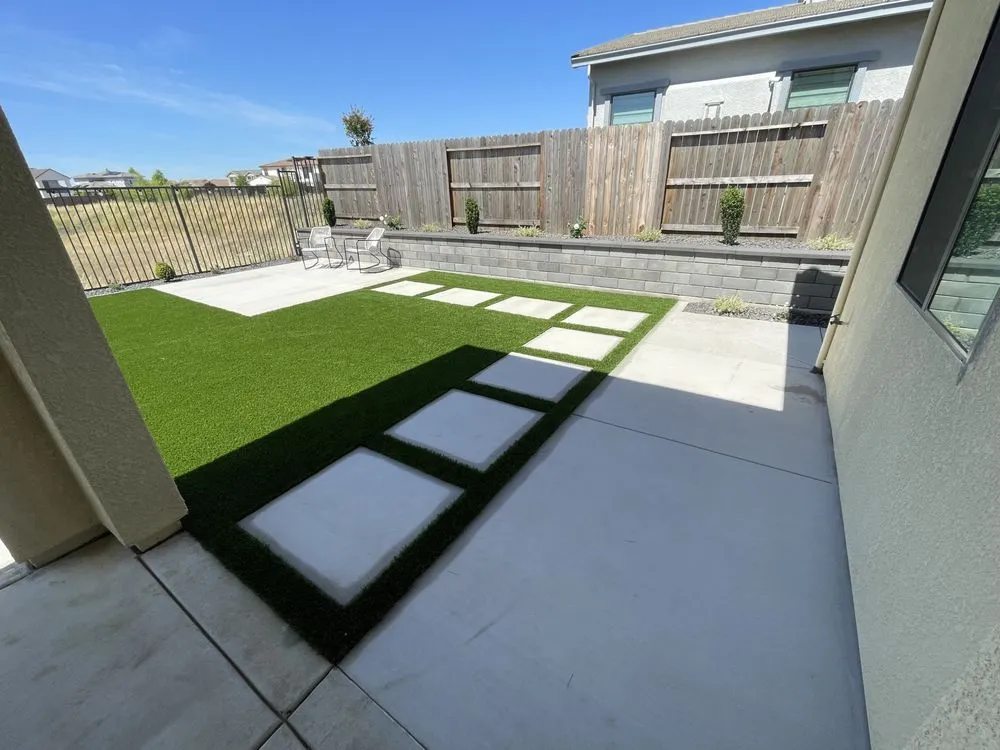 Local yard cleanup service in Elverta, CA - Royal Landscaping