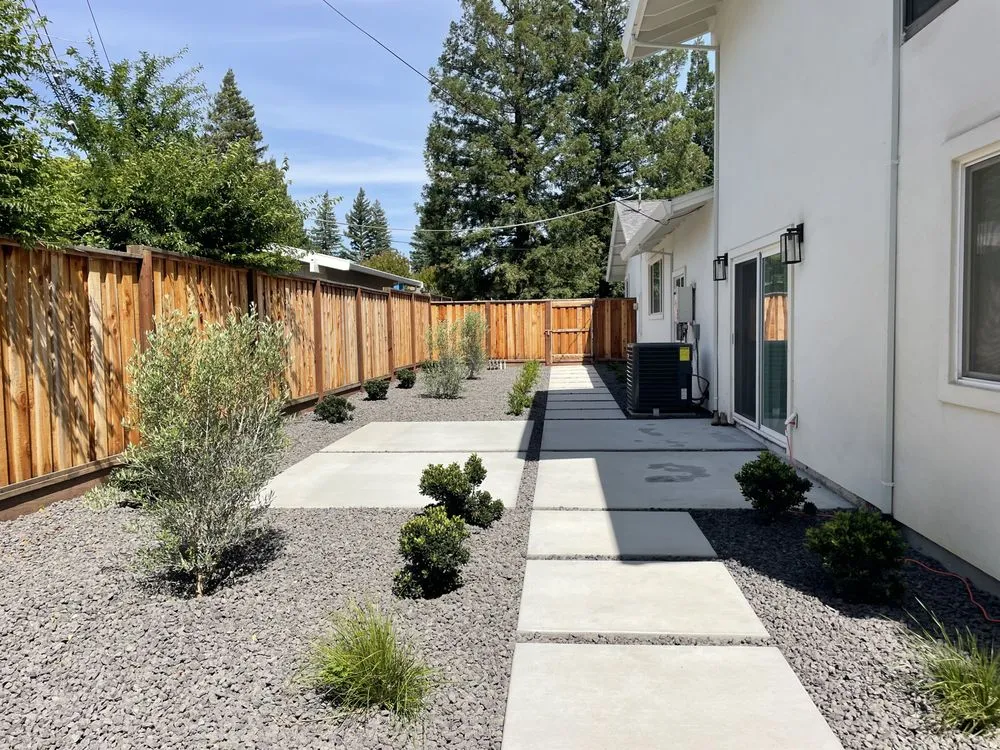Local landscape design in Elverta, CA by Royal Landscaping