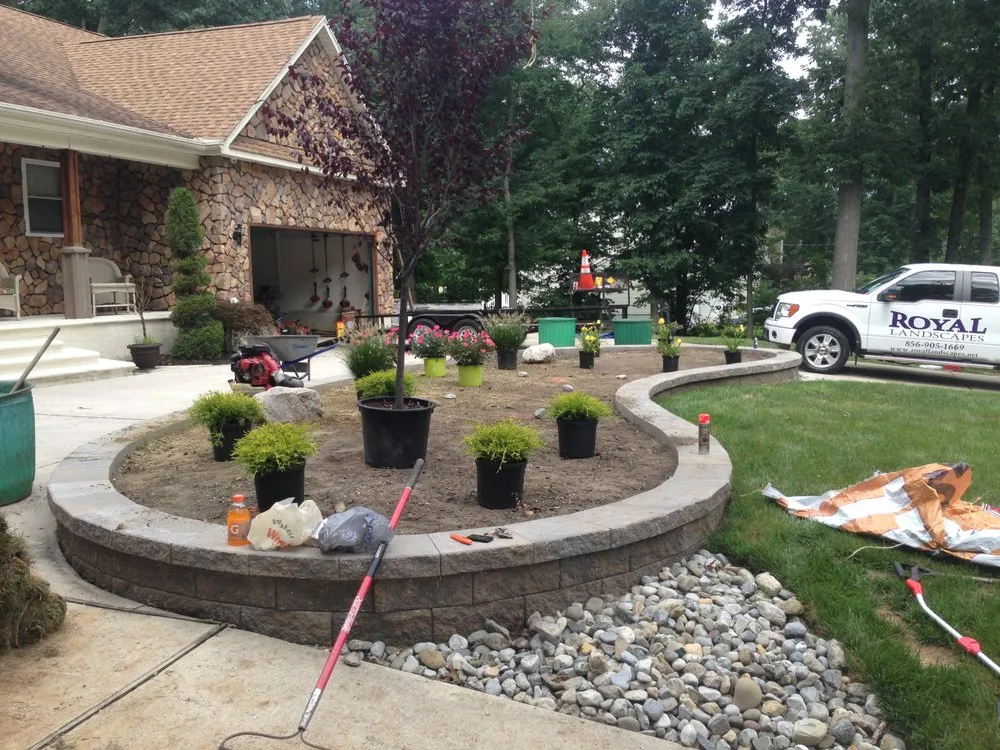 Affordable lawn mowing service in Stratford, NJ by Royal Landscaping