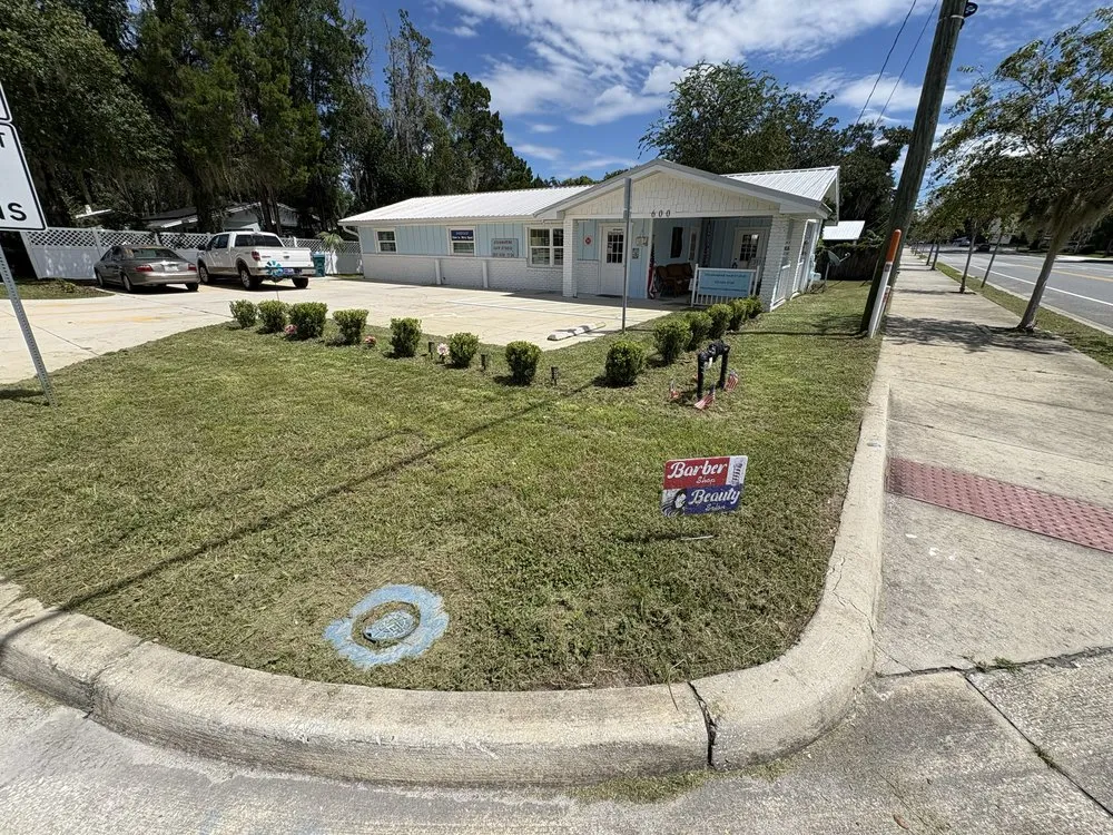 Top-rated yard cleanup service in Wildwood, FL - Royal Lawn Servics