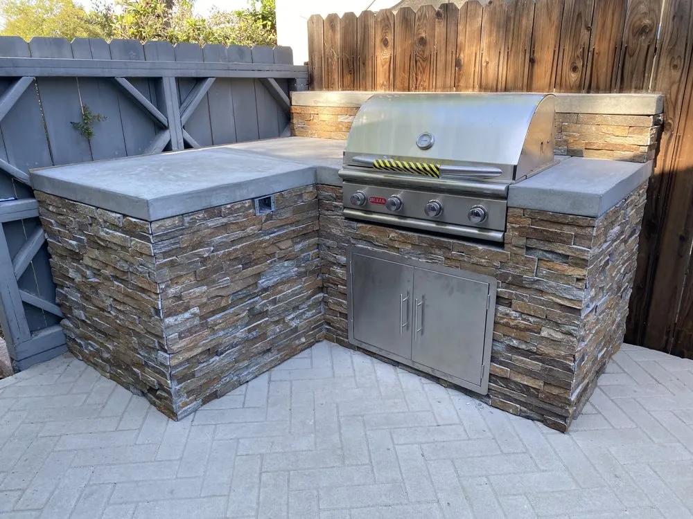 Affordable landscaping services experts serving San Fernando Valley, CA - Royal M Hardscaping