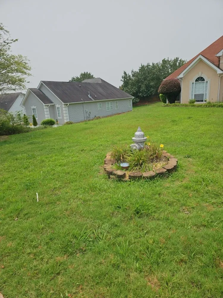 Top-rated lawn mowing service in Jonesboro, GA - Royal Property Improvement