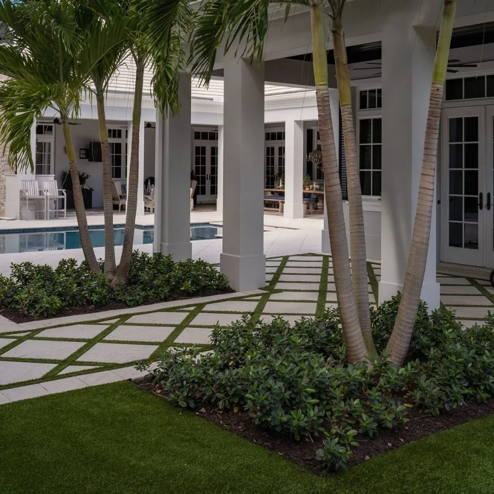 Affordable lawn mowing service in Sarasota, FL by Royal Roots