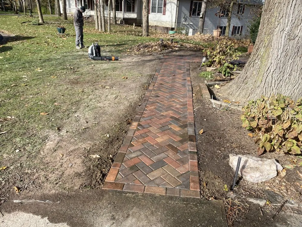 Professional landscape design experts serving Indianapolis, IN - Royal Standard