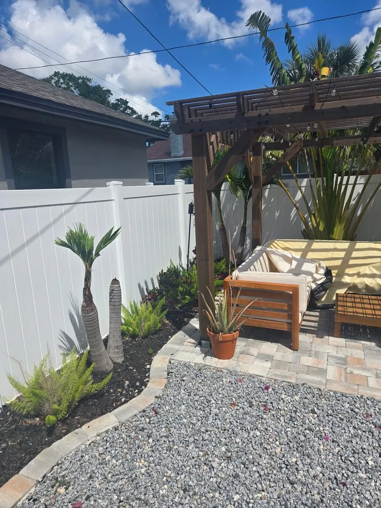 Professional yard cleanup service in St. Petersburg, FL - Royal Tree and Lawn Services