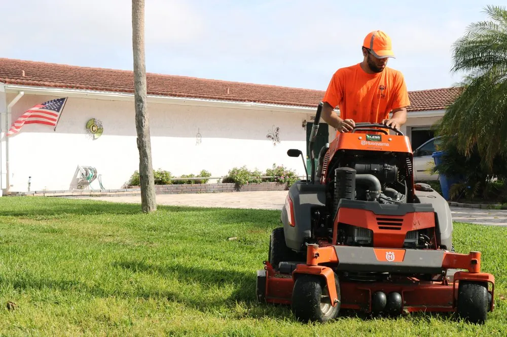 Reliable lawn mowing service in St. Petersburg, FL by Royal Tree and Lawn Services