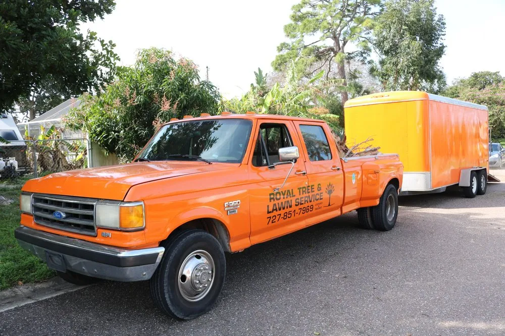 Custom yard maintenance experts serving St. Petersburg, FL - Royal Tree and Lawn Services