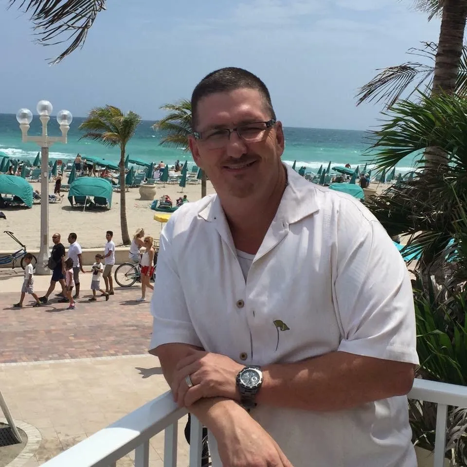 Local lawn care service for homes across Fort Lauderdale, FL - Royal Tree Service & Landscaping