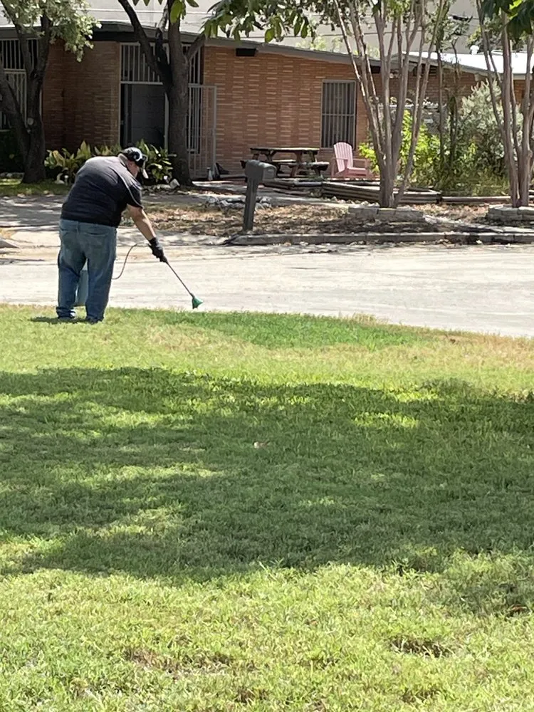 Top-rated residential landscaping near you in San Antonio, TX by Royal Village Lawn Care