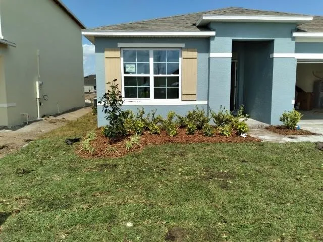 Affordable yard cleanup service in St. Cloud, FL by Royal Yards Landscape and Maintenance