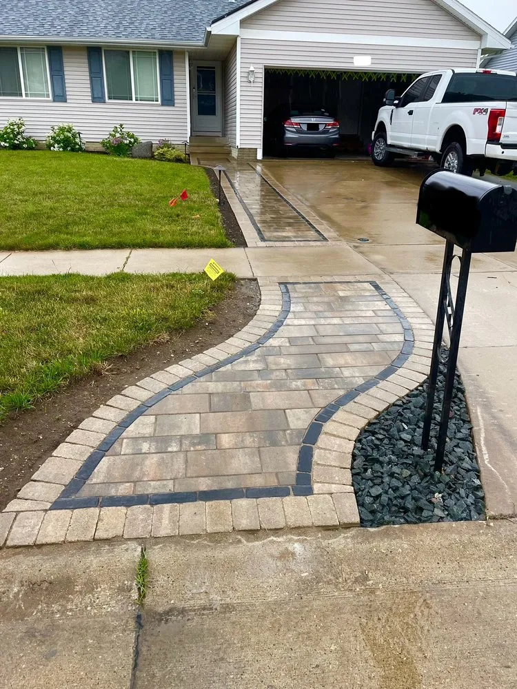 Top-rated landscape installation for residential properties across Marion, IA - Royals Design and Landscaping