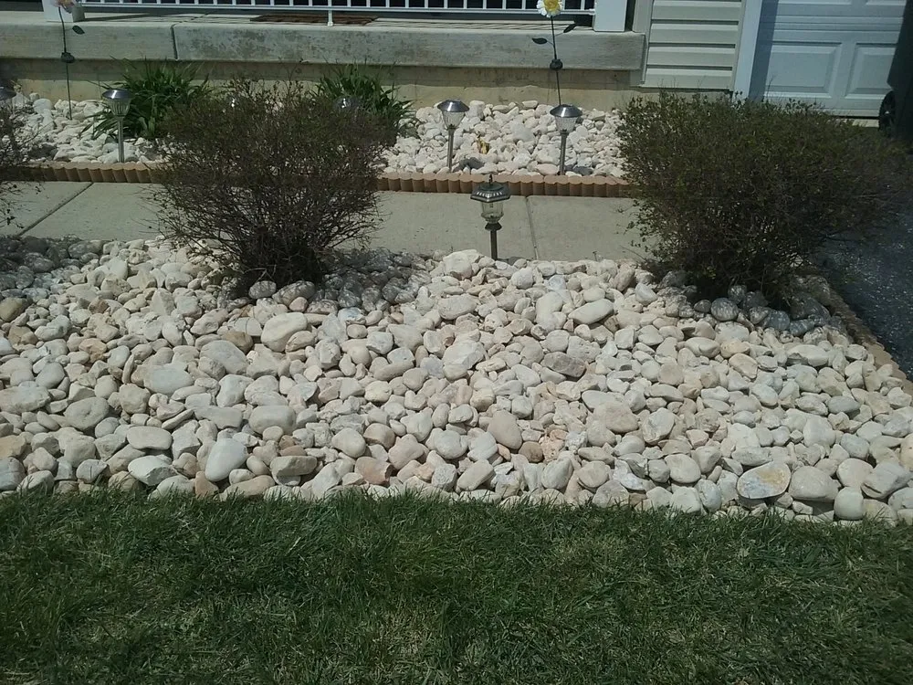 Expert lawn care service for homes across Newark, DE - Royalty Cuts and Services