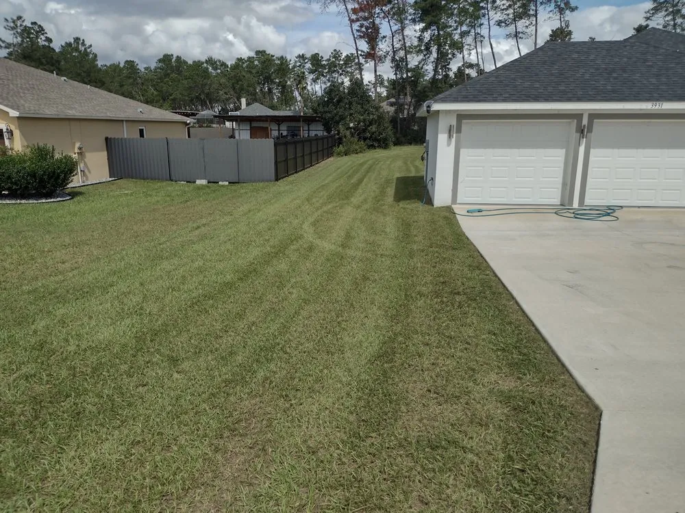 Professional yard cleanup service experts serving Ocala, FL - Royalty Cutz of Central Florida