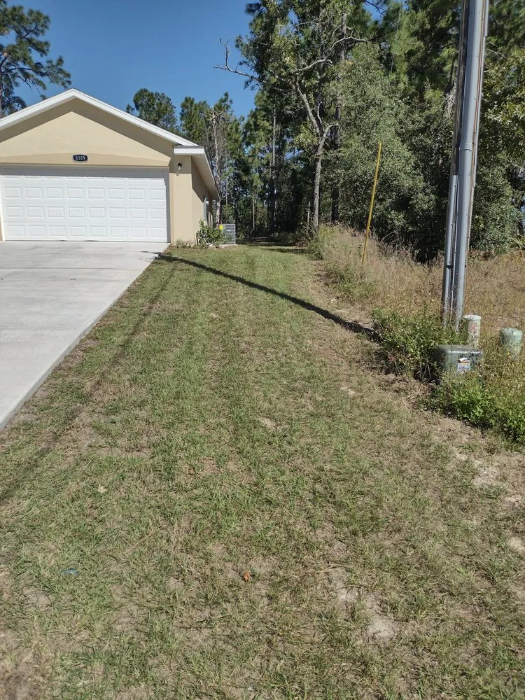 Local yard cleanup service in Ocala, FL - Royalty Cutz of Central Florida