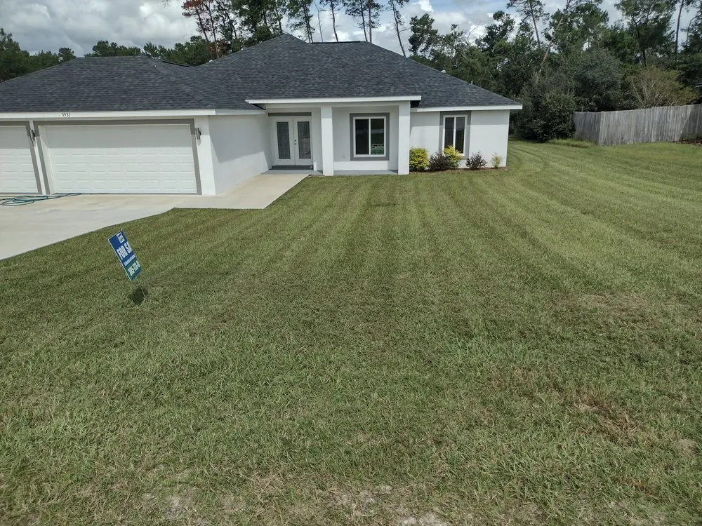 Professional garden landscaping in Ocala, FL by Royalty Cutz of Central Florida