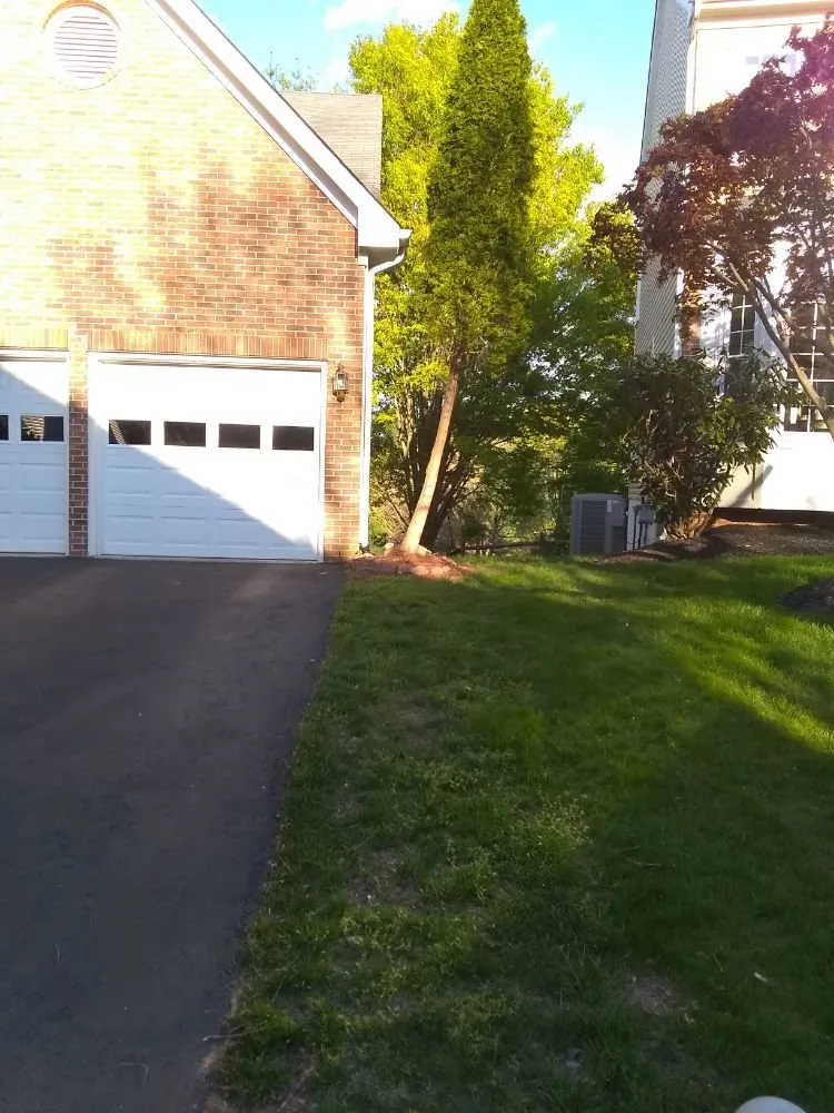 Expert garden landscaping experts serving Culpeper, VA - Royalty Lawn Care Tree Service