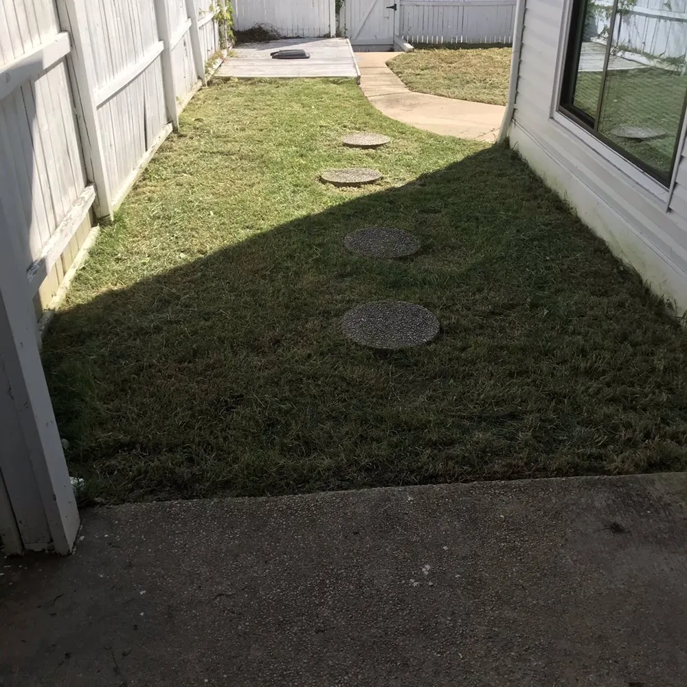 Reliable lawn care service for year-round maintenance across Nottingham, MD - Royalty Lawncare