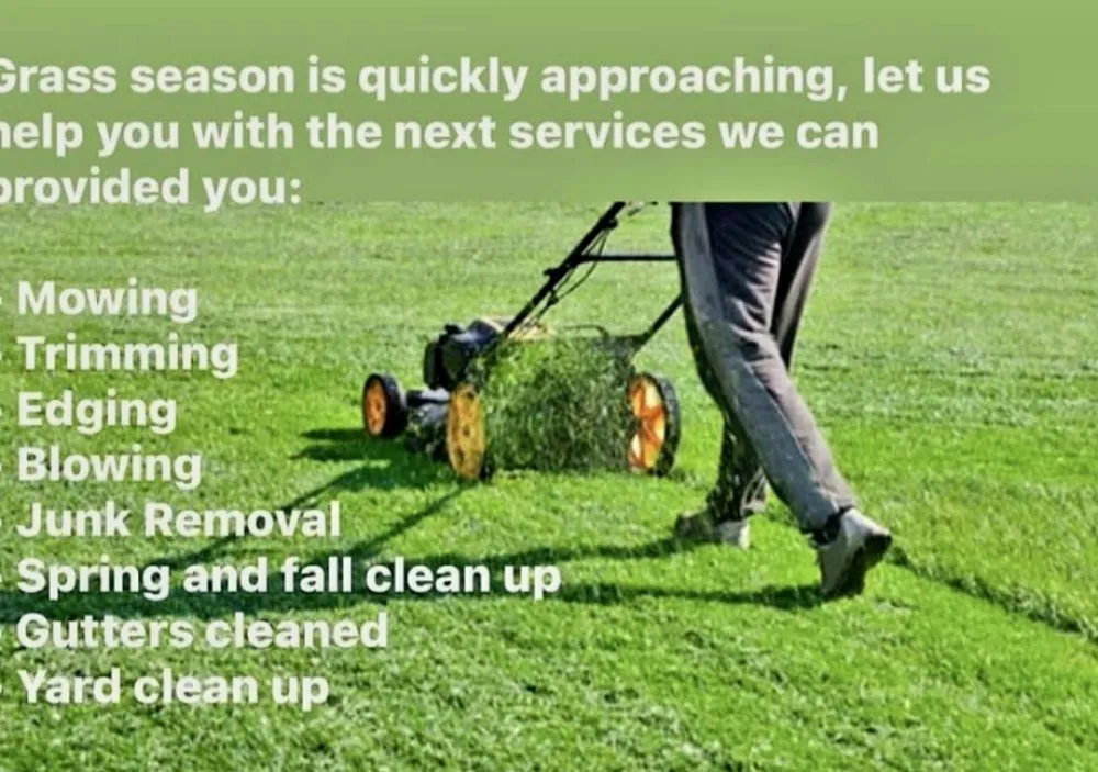 Custom garden landscaping in Pekin, IL - Royalty's Lawn Care