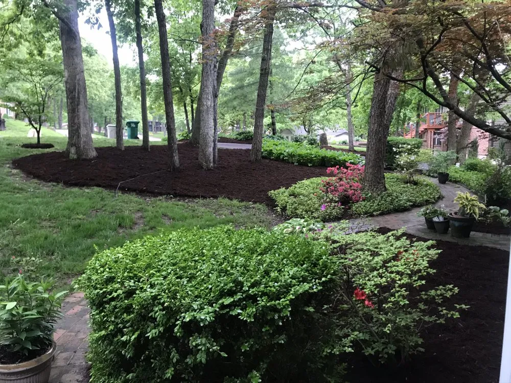 Custom landscape installation for beautiful yards in Sainte Genevieve, MO by Roys Hauling and Landscaping