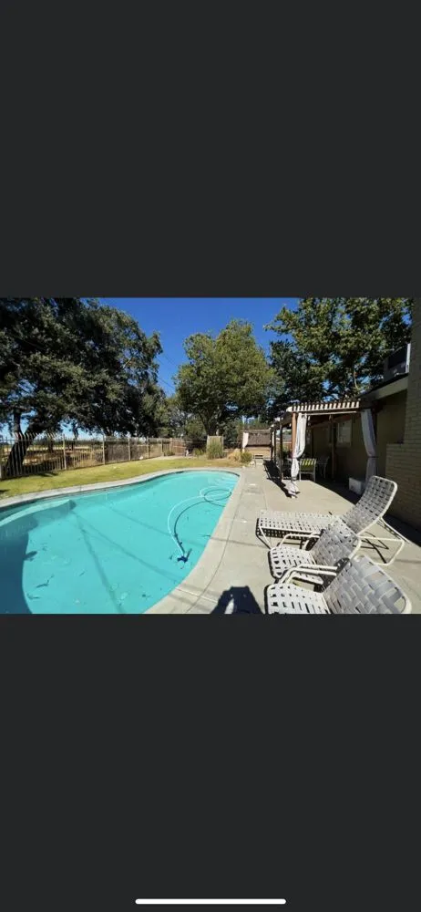 Affordable yard cleanup service experts serving Stockton, CA - Roy’s Landscaping Maintenance