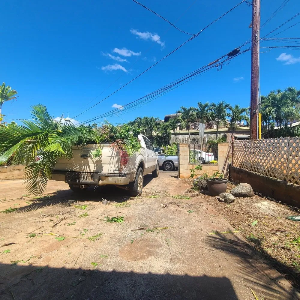 Expert garden landscaping experts serving Mililani, HI - Roy's Lawn Mowing & Yard Services