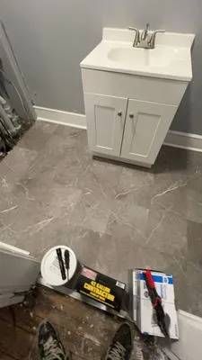 Roy’s One Call Fixes All Logo