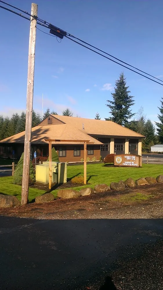 Custom garden landscaping for year-round maintenance across Milwaukie, OR - Roy's Yard and Haul LLC
