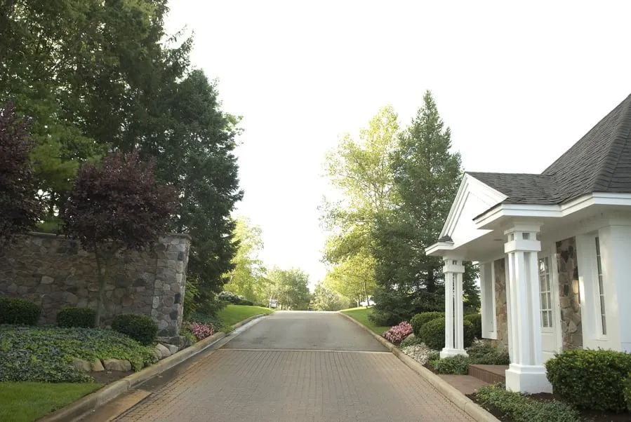 Custom landscape design in Fort Wayne, IN - Rozelle Lawn and Landscape