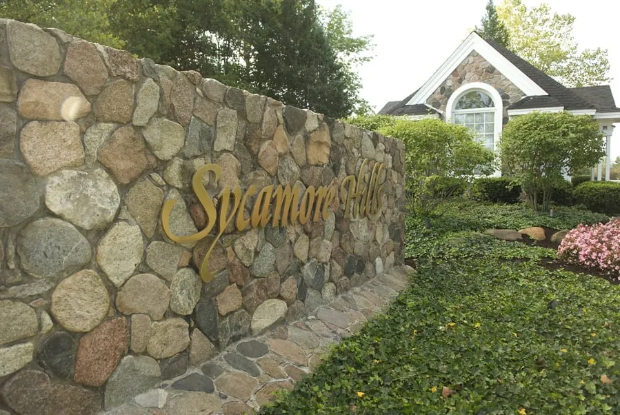 Expert lawn care service for beautiful yards across Fort Wayne, IN - Rozelle Lawn and Landscape