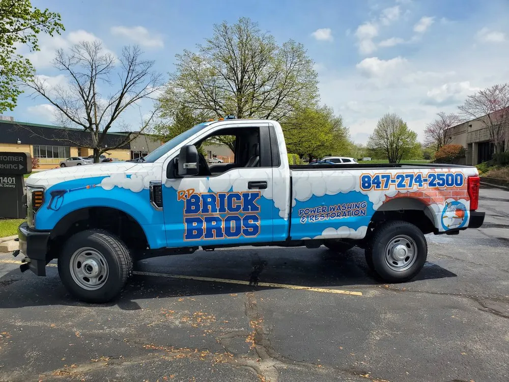 Affordable yard cleanup service near you in Northbrook, IL by RP Brick Bro's