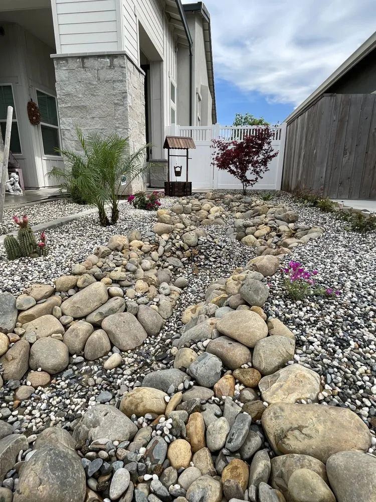 Top-rated lawn mowing service in Turlock, CA by RP Jr. Landscaping