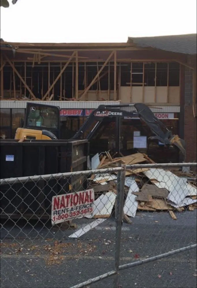 Reliable yard cleanup service in Springville, NY - RP Universal