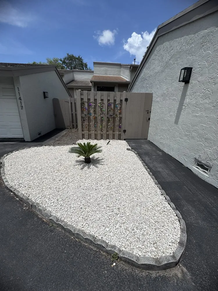 Affordable yard maintenance in Miami, FL by Rápalo Landscaping