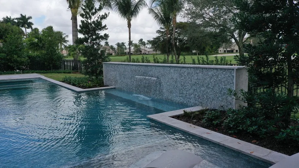 Custom yard maintenance in West Palm Beach, FL - RPD Custom Pools