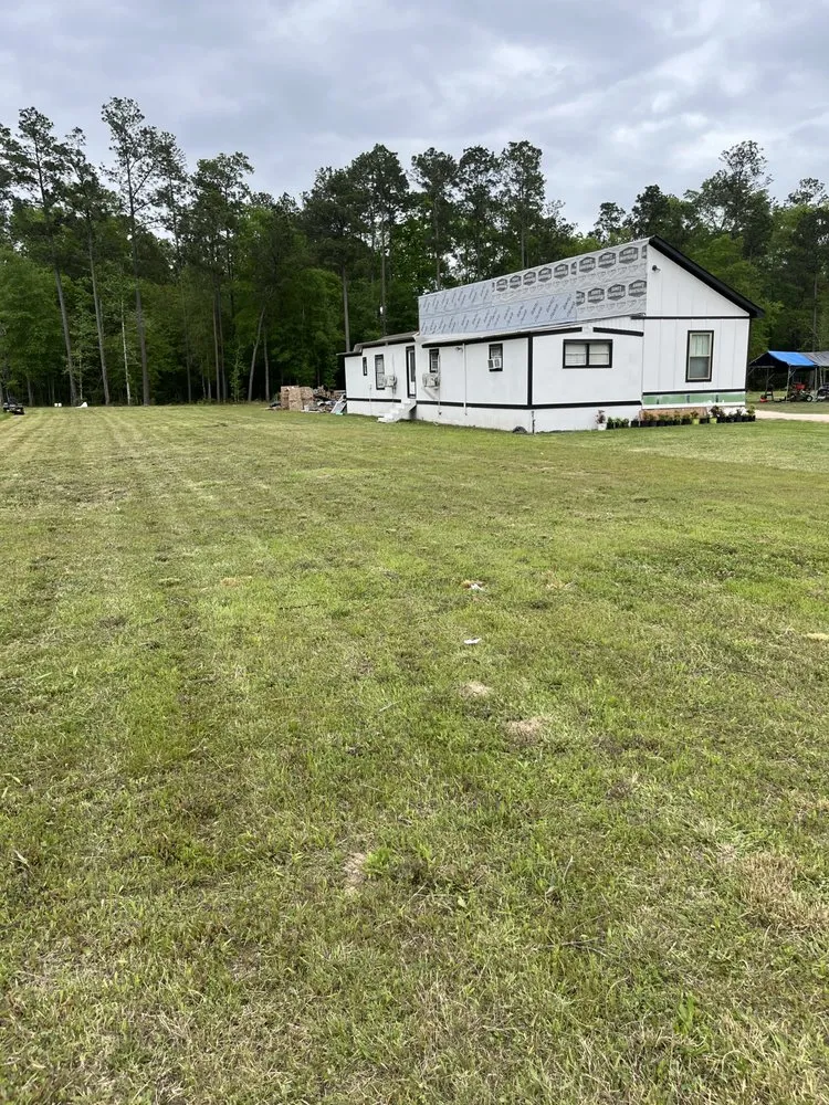 Professional lawn care service experts serving South Houston, TX - RPJ Landscaping