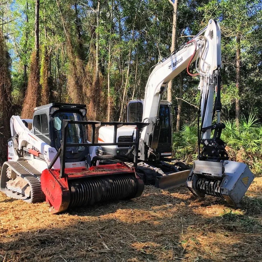 Custom yard cleanup service in West Palm Beach, FL - RPM Landworks